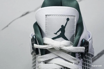 Hyperoad “Oxidized Air Green” Jordan 4 0813